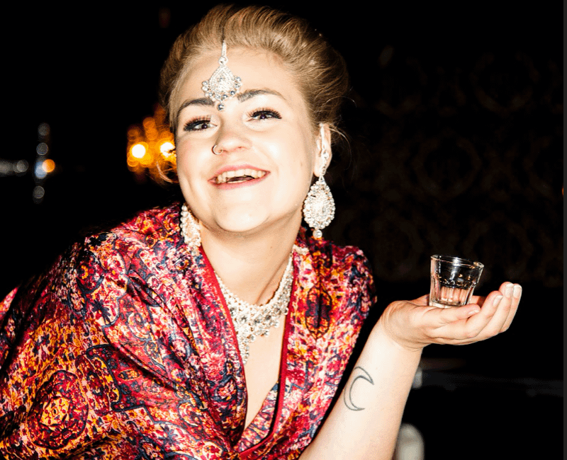 Madam Purpur / Karoline Ryen, burlesqueartist
